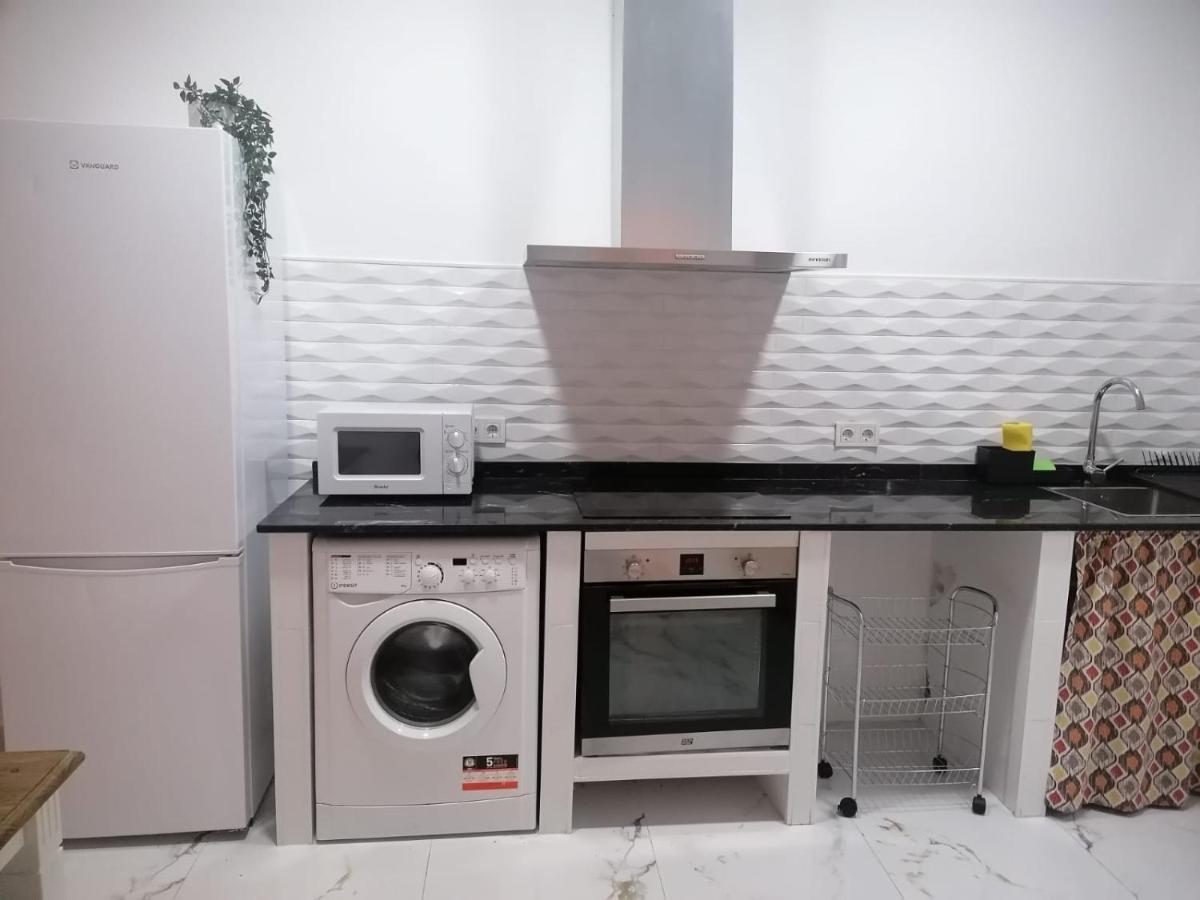 Living 2 Apartment *