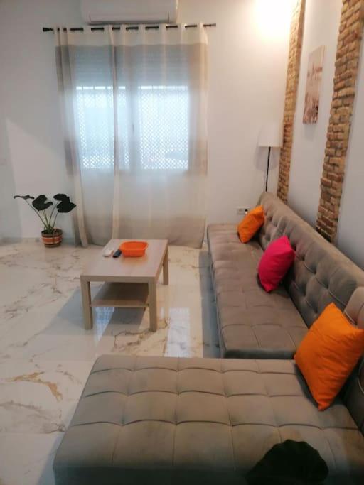 Living 2 Apartment *